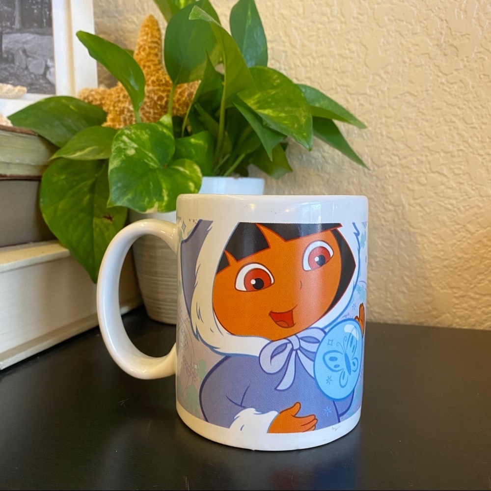 Dora and Boots Winter mug‎ Nickelodeon